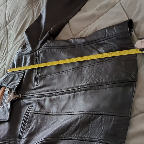 Like NEW Guess Leather Jacket Size S - Picture 6 of 10